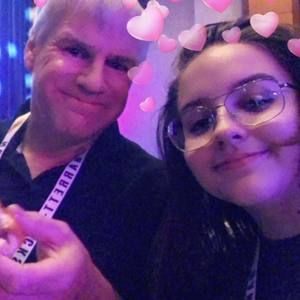 Meet your Posher, Laurel